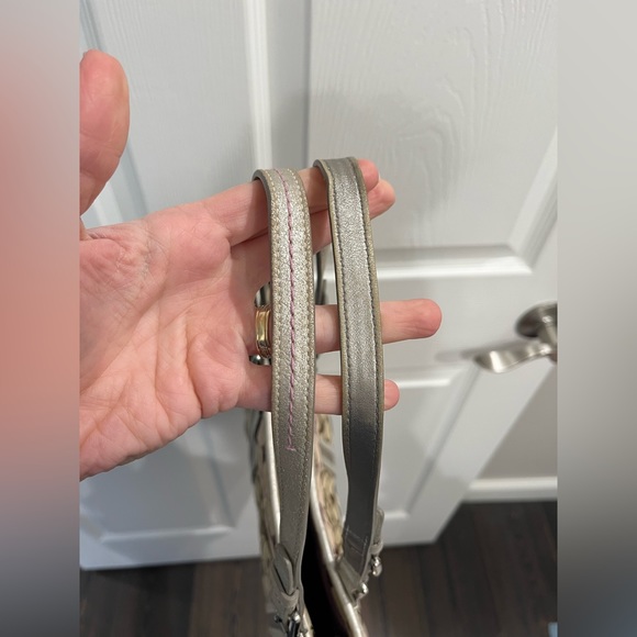 Coach Signature Khaki C Platinum Metallic Trim Beaded Gallery Tote Bag Purse - Picture 4 of 12